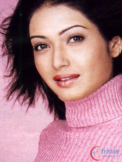 Karishma Tanna Photo