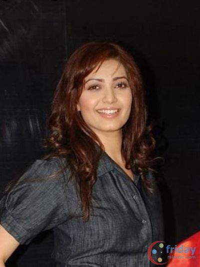 Karishma Tanna Photo