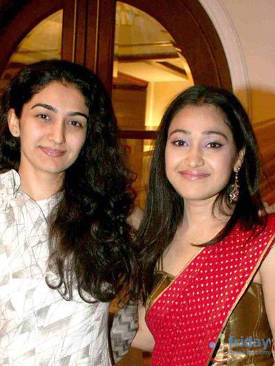 Disha Vakani Photo