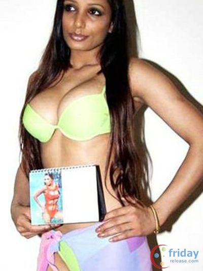 Naina Dhaliwal Photo