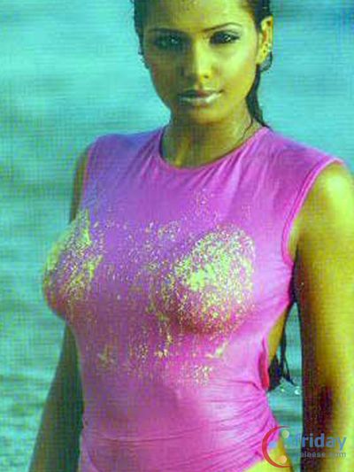 Naina Dhaliwal Photo