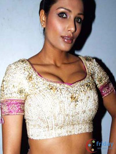 Naina Dhaliwal Photo