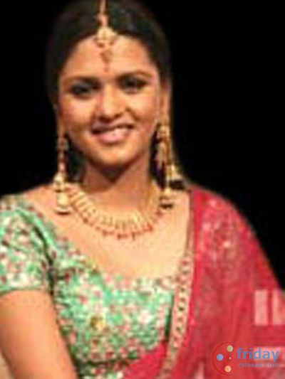 Neha Bamb Photo