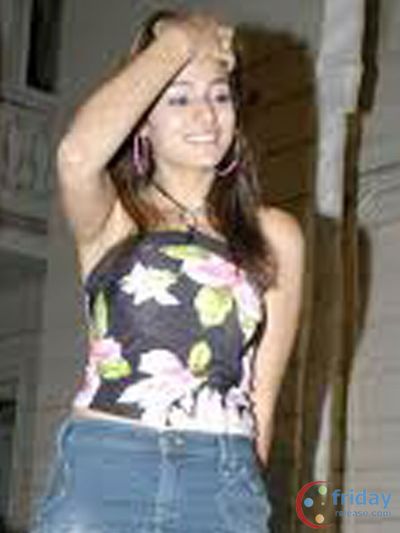 Neha Bamb Photo