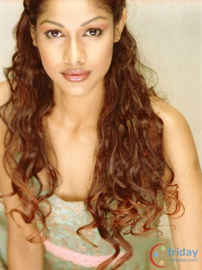 Nethra Raghuraman Photo