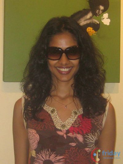 Nethra Raghuraman Photo