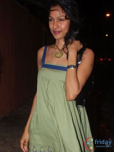 Nethra Raghuraman Photo