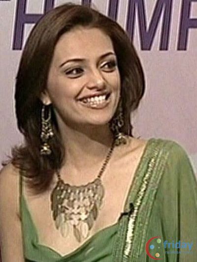 Roshni Chopra Photo