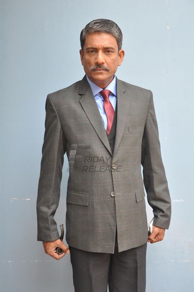 Adil Hussain Photo