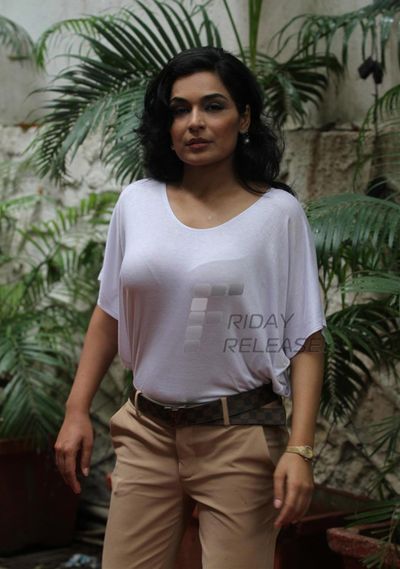 Meera Photo