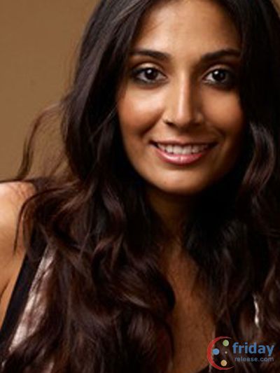 Monica Dogra Photo
