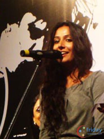 Monica Dogra Photo
