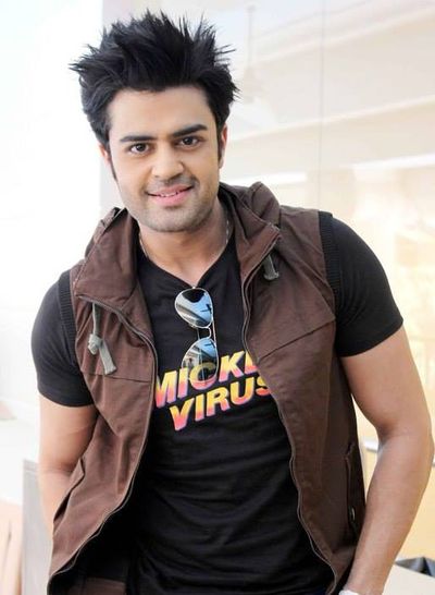 Manish Paul Photo