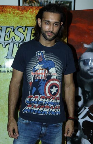 Akhil Kapur Photo