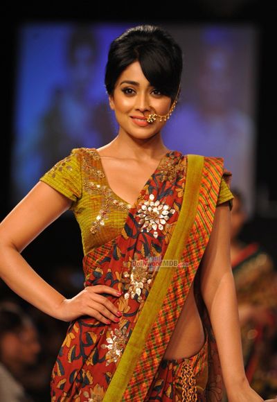 Shriya Saran Photo