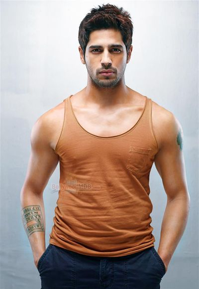 Siddharth Malhotra Photo