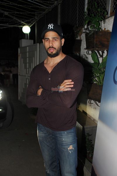 Siddharth Malhotra Photo