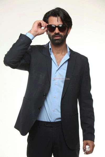 Barun Sobti Photo