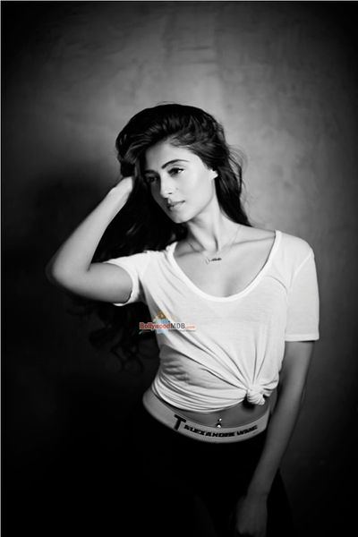 Pernia Qureshi Photo