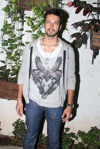 Rajneesh Duggal Photo