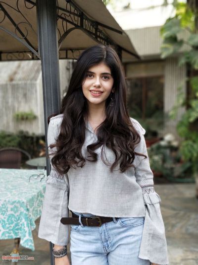 Sanjana Sanghi Photo