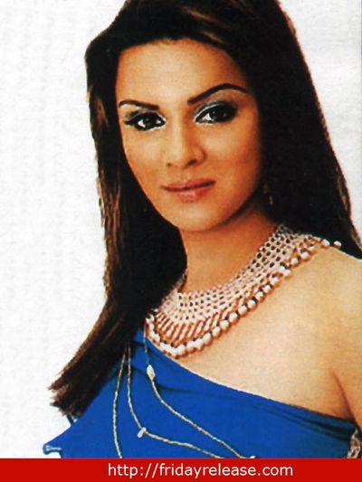 Aashka Goradia Photo