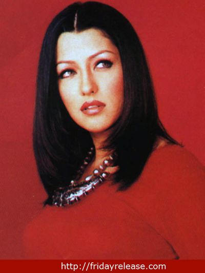 Aditi Govitrikar Photo