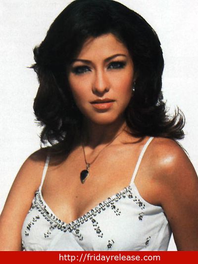Aditi Govitrikar Photo
