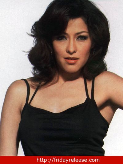 Aditi Govitrikar Photo