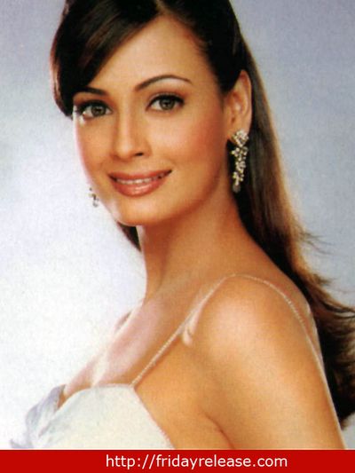 Dia Mirza Photo