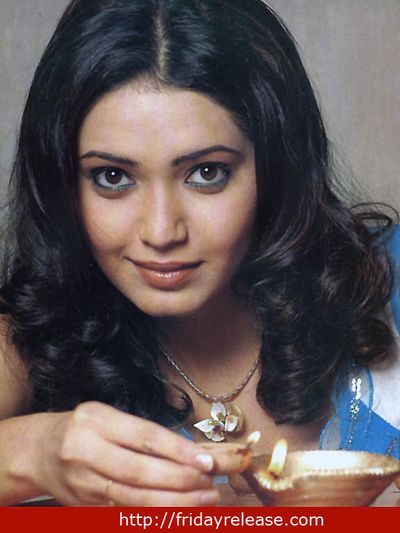 Karishma Tanna Photo