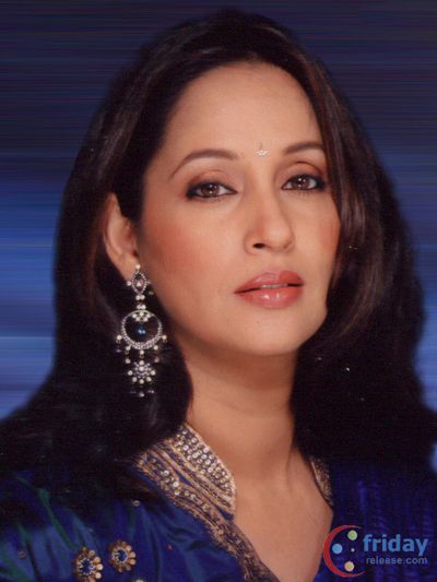 Ashwini Bhave Photo
