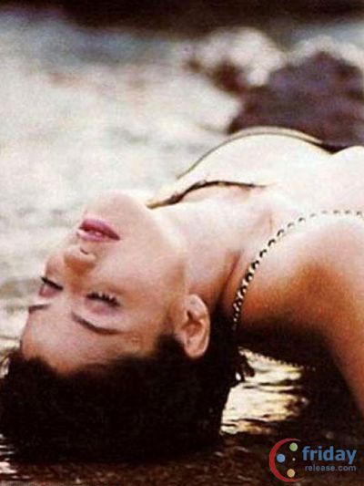 Aditi Govitrikar Photo
