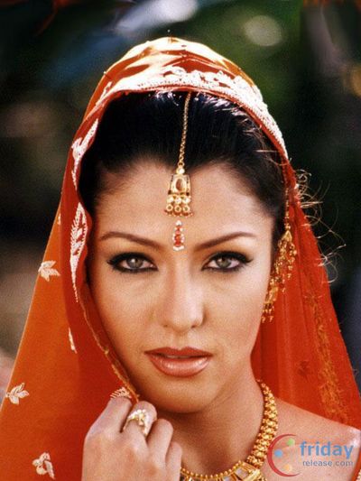Aditi Govitrikar Photo