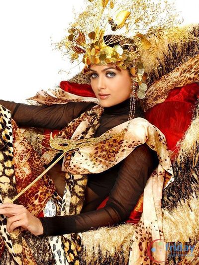 Amrita Arora Photo