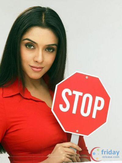 Asin Thottumkal Photo
