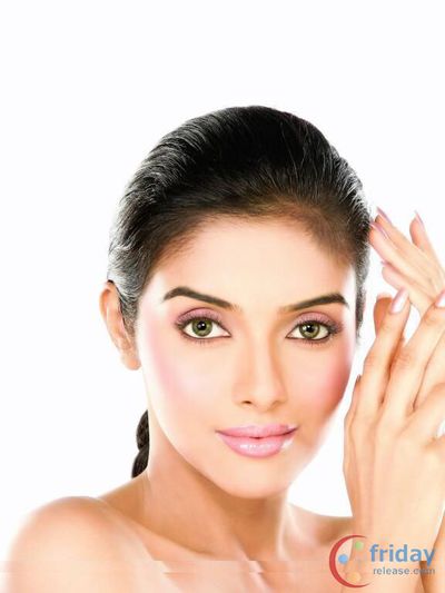 Asin Thottumkal Photo