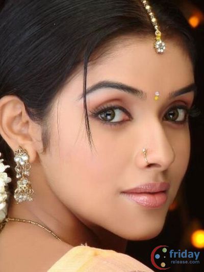 Asin Thottumkal Photo