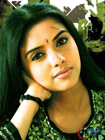 Asin Thottumkal Photo