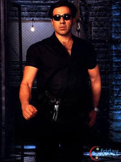 Sunny Deol Photo
