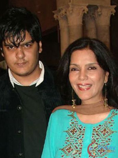 Zeenat Aman Photo