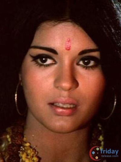 Zeenat Aman Photo