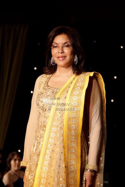 Zeenat Aman Photo