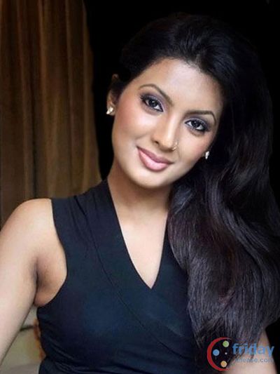 Geeta Basra Photo