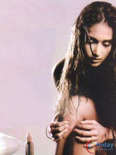 Jiah Khan Photo