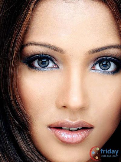 Meghna Naidu Photo