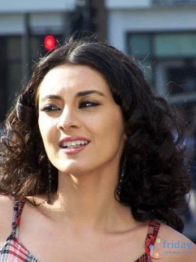 Minissha Lamba Photo