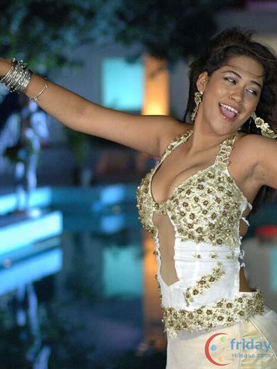 Mumait Khan Photo