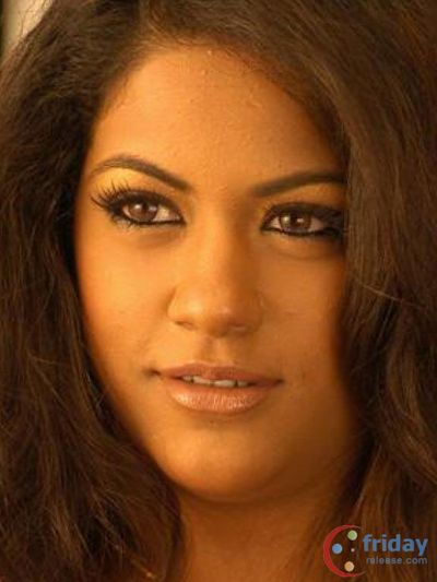 Mumait Khan Photo