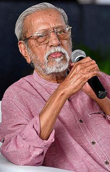 Charuhasan